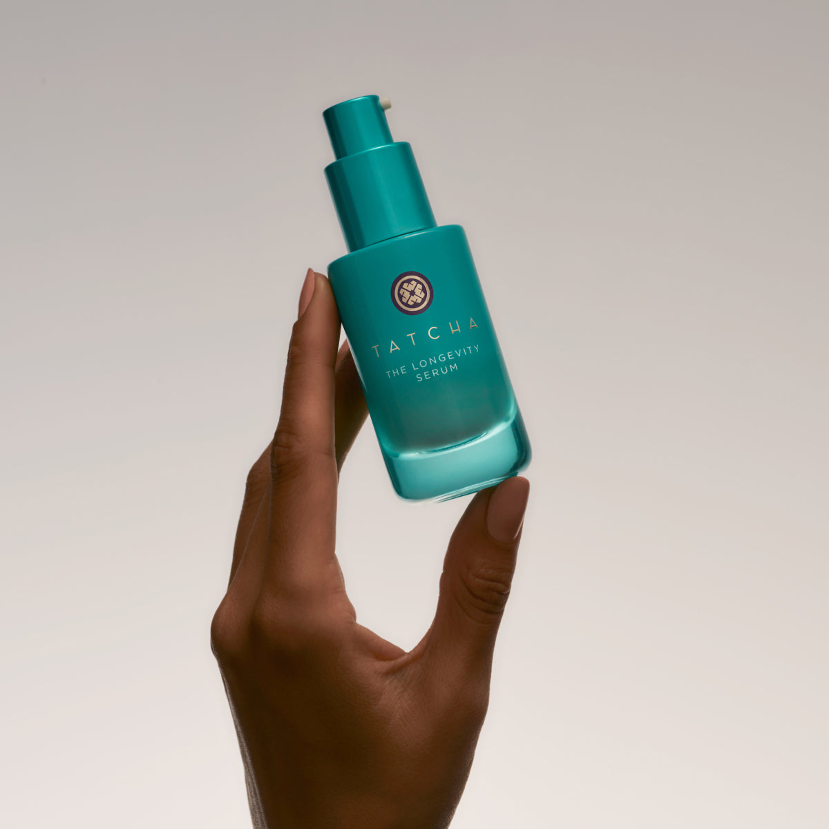 LongevitySerum-Aug26-Ppage-HandHold.jpg